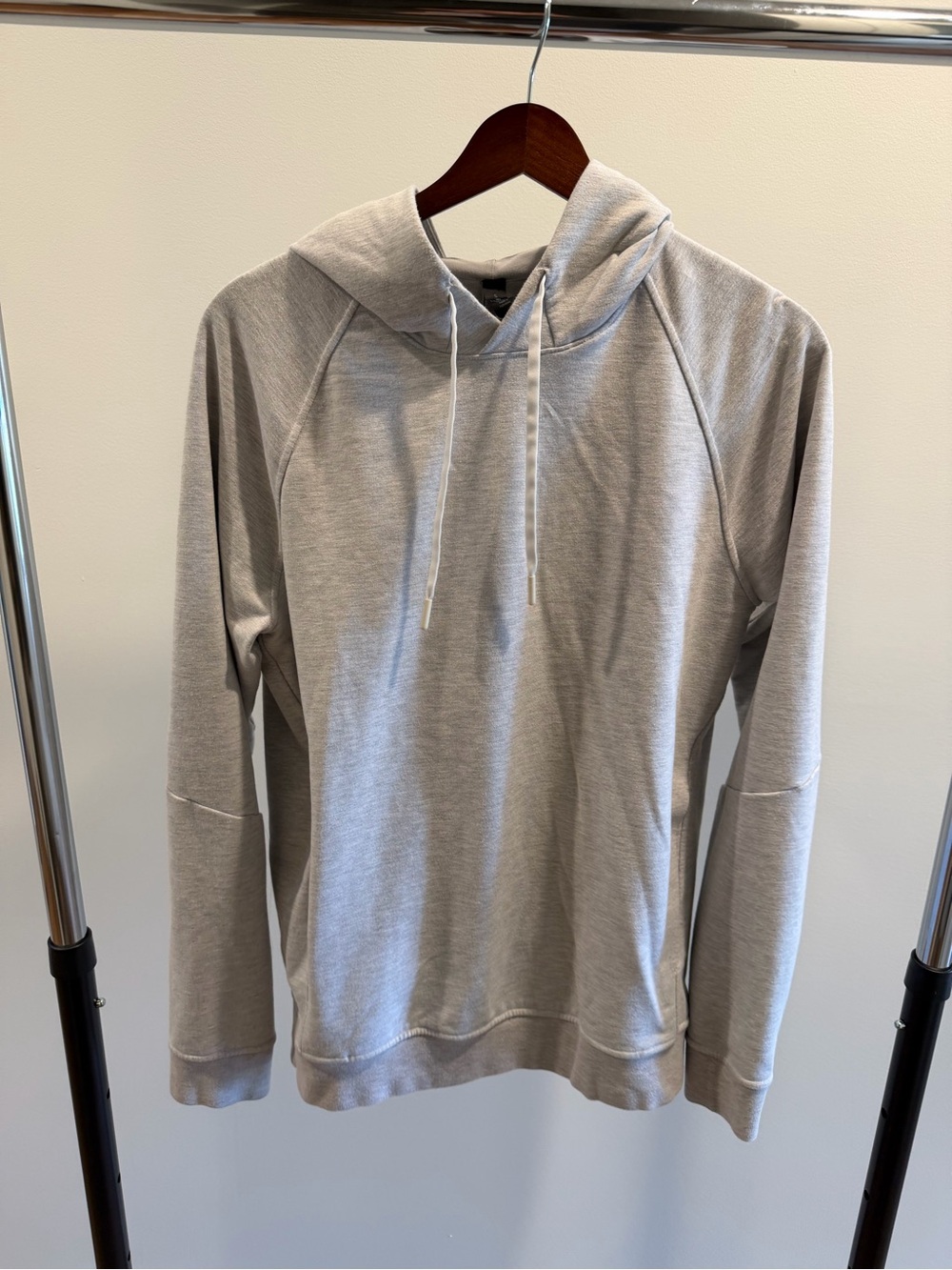 lululemon athletica Heather Light Gray Men's Pullover Hoodie